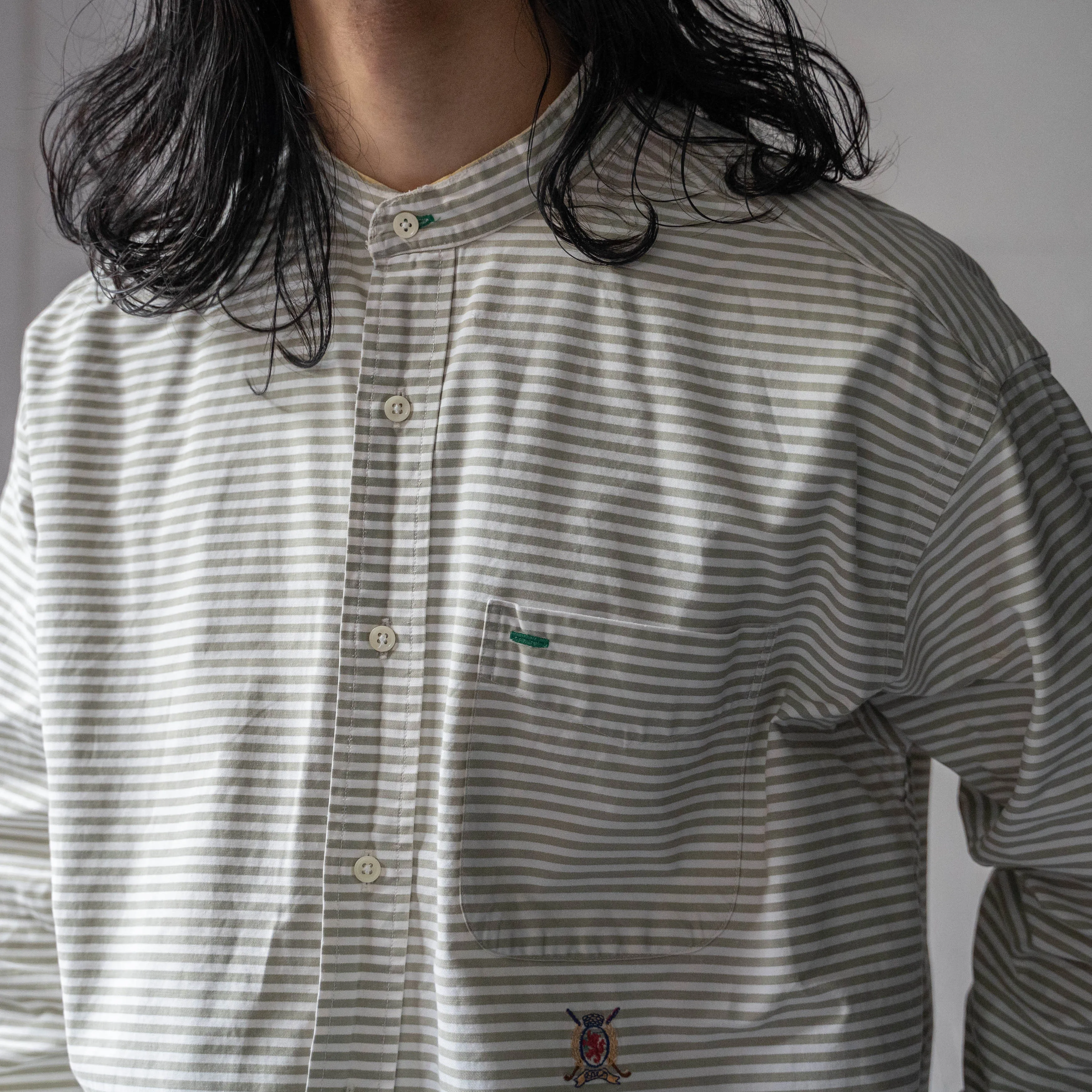 1990s 'TOMMY HILFIGER' collar less border shirt