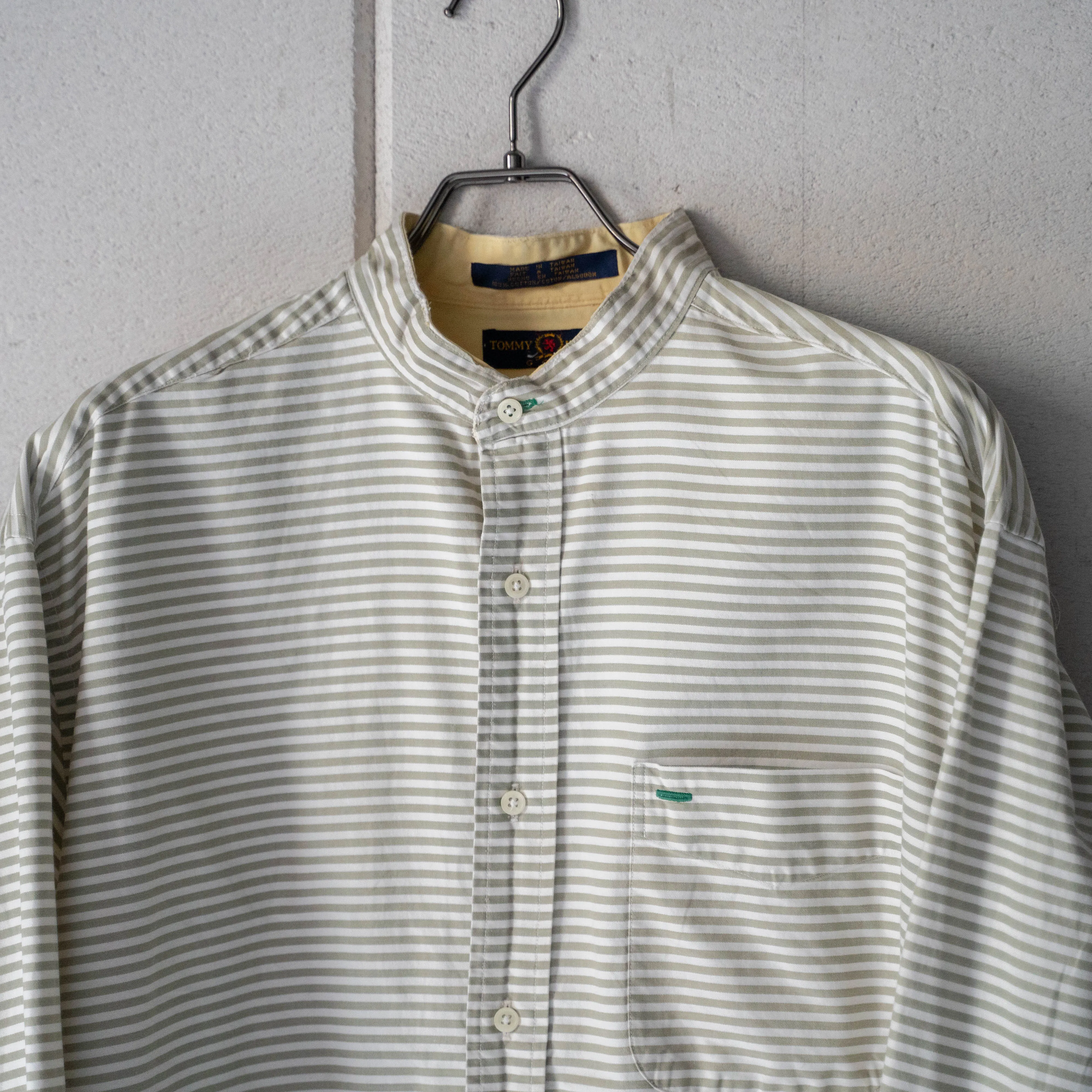 1990s 'TOMMY HILFIGER' collar less border shirt