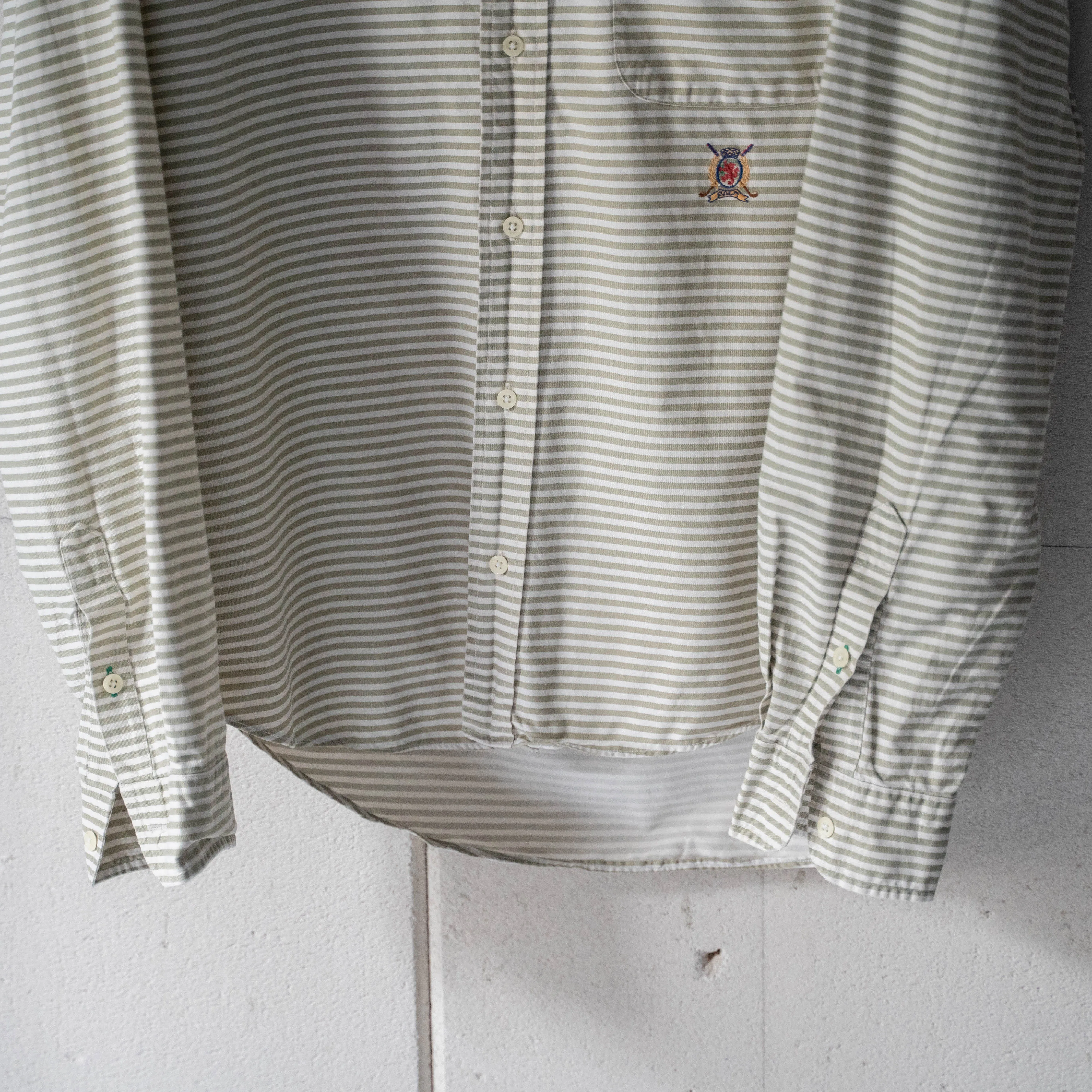 1990s 'TOMMY HILFIGER' collar less border shirt