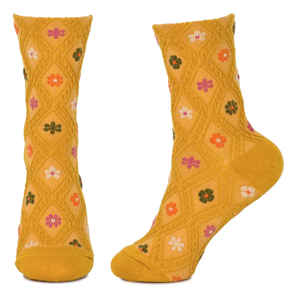 Embossed Floral Emblem Yellow Women's Socks