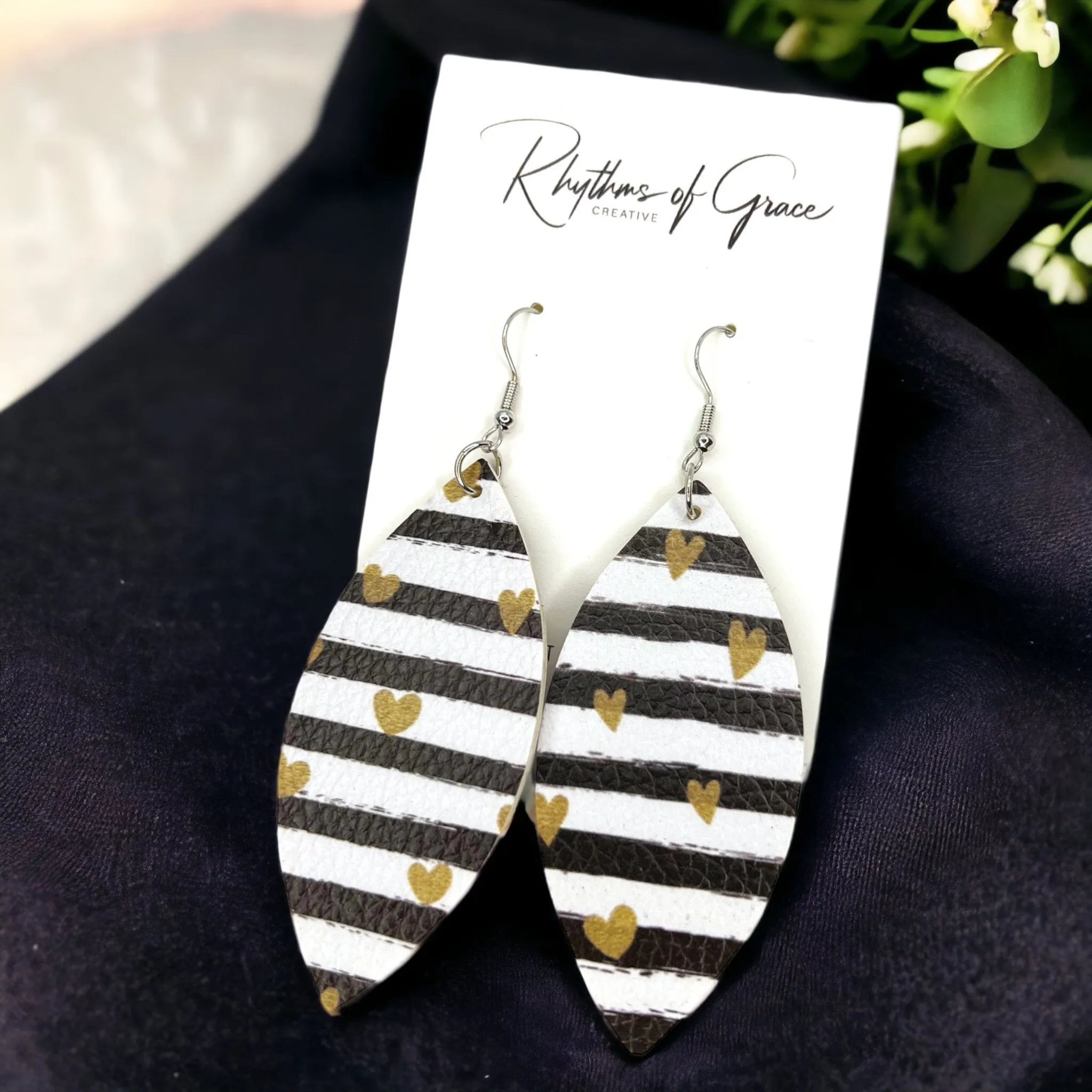 Heart Drop Earrings - Black and White, Striped Earrings, Dangle Earrings, Boho Chic, Bohemian Earrings, Gold Dangle