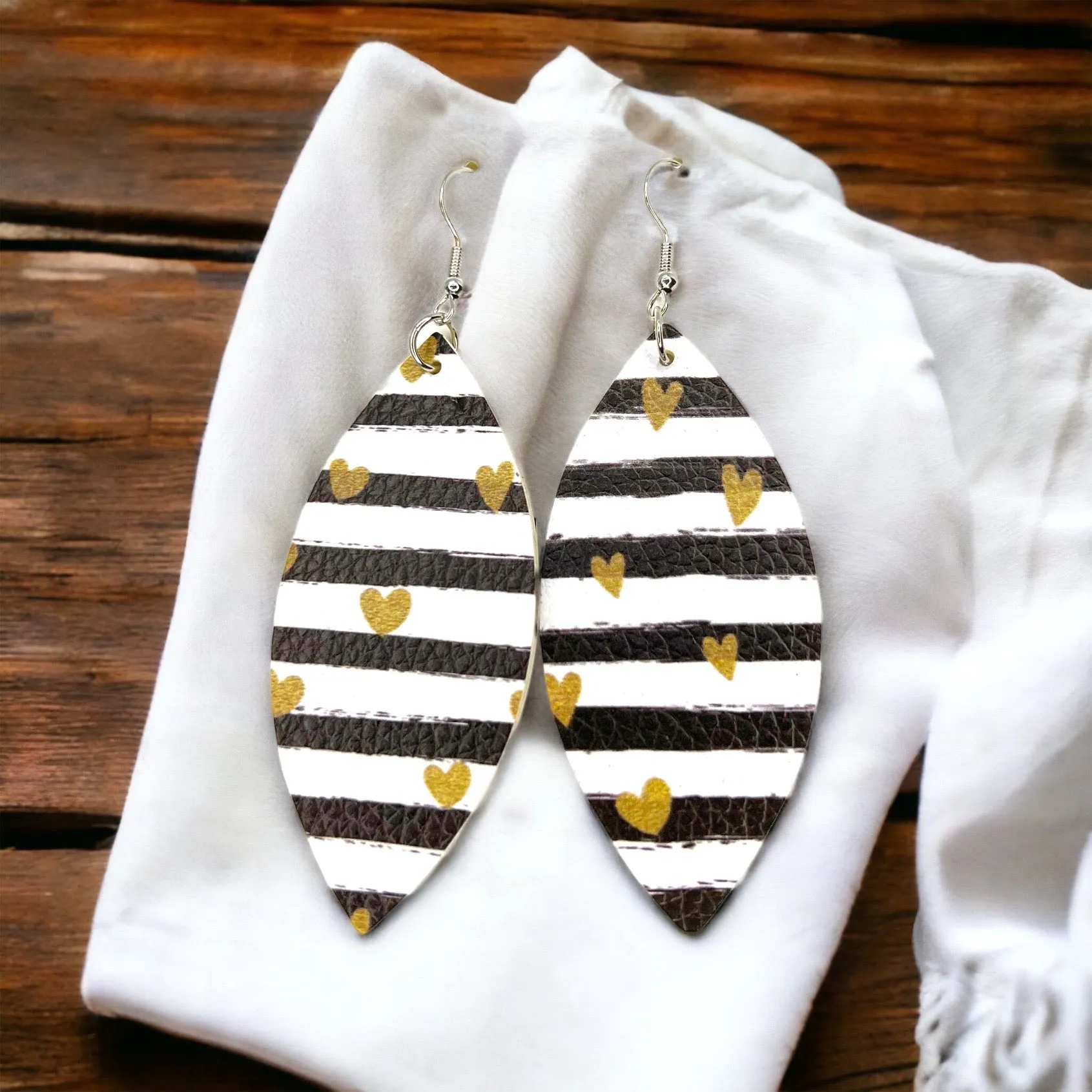 Heart Drop Earrings - Black and White, Striped Earrings, Dangle Earrings, Boho Chic, Bohemian Earrings, Gold Dangle