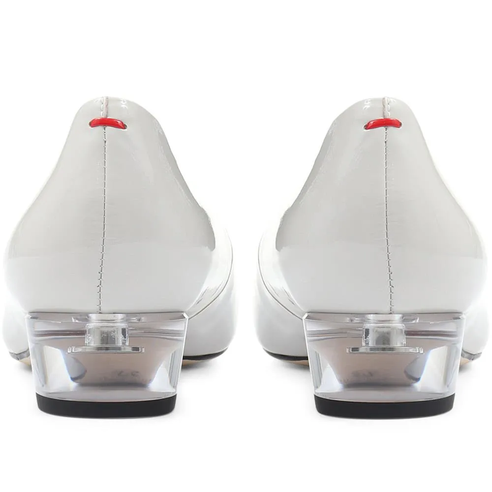 Patent Leather Ballerina Pump - BEL31510 / 318 255